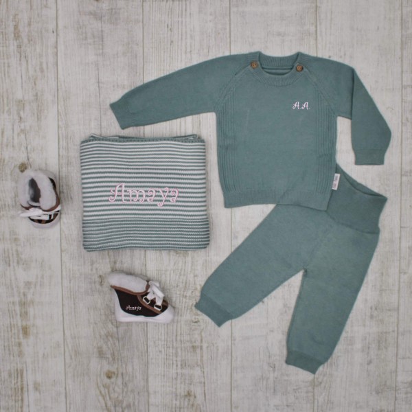 Baby &quot;Complete&quot; knitted set, mint